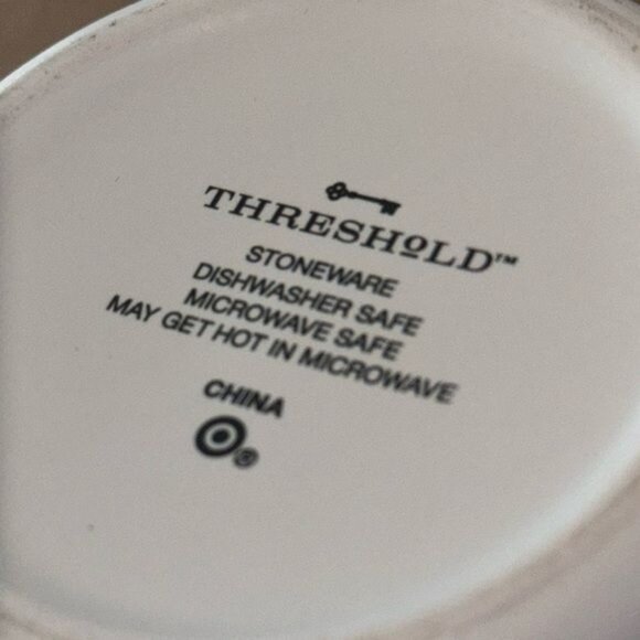 Mr. & Mrs. Ceramic Mug Set - Picture 4 of 10